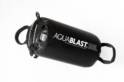 AquaBLAST® 20L - Punching and Fitness Bag for Swimming Pools - AquaBlastFit